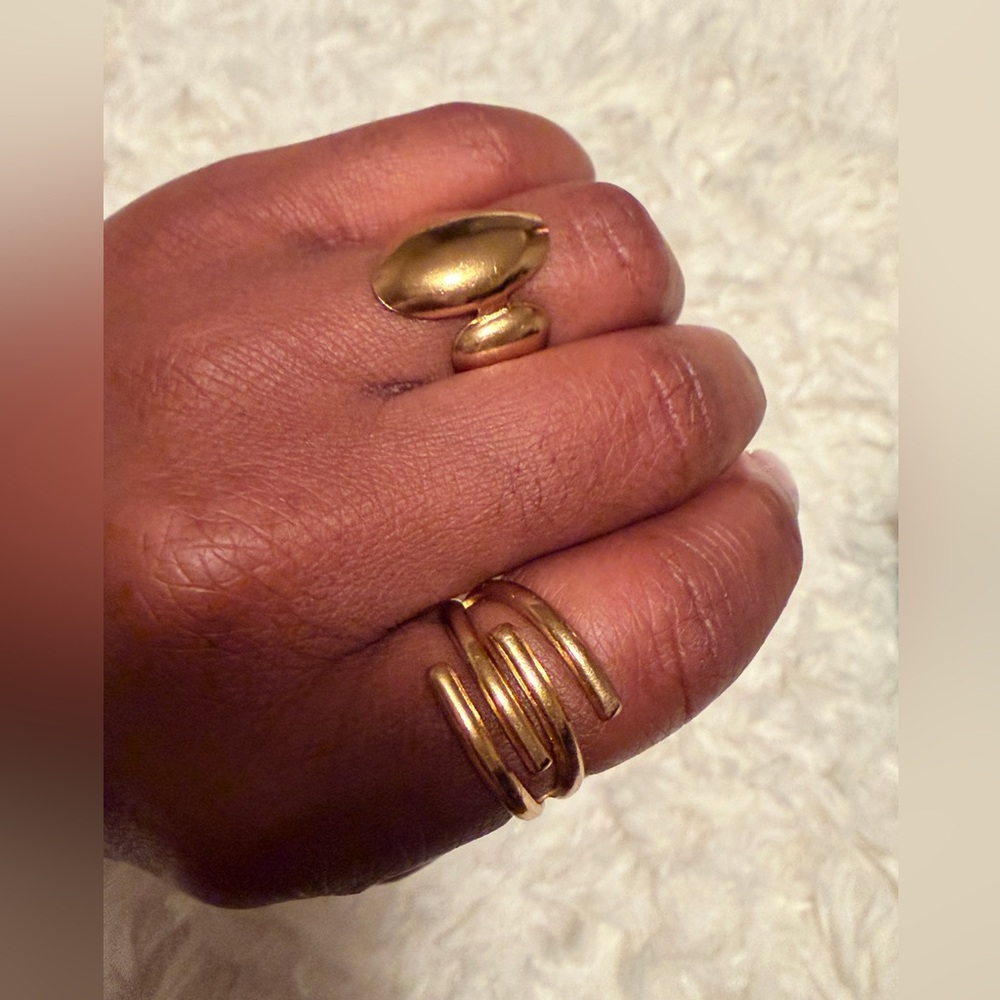 NWOT 18K Plated SS Adjustable  Rings - Picture 4 of 5